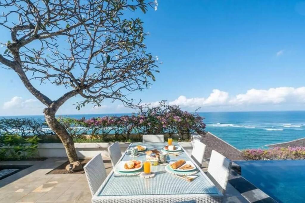 Nusa Dua Ocean View With Private Beach Zewnętrze zdjęcie