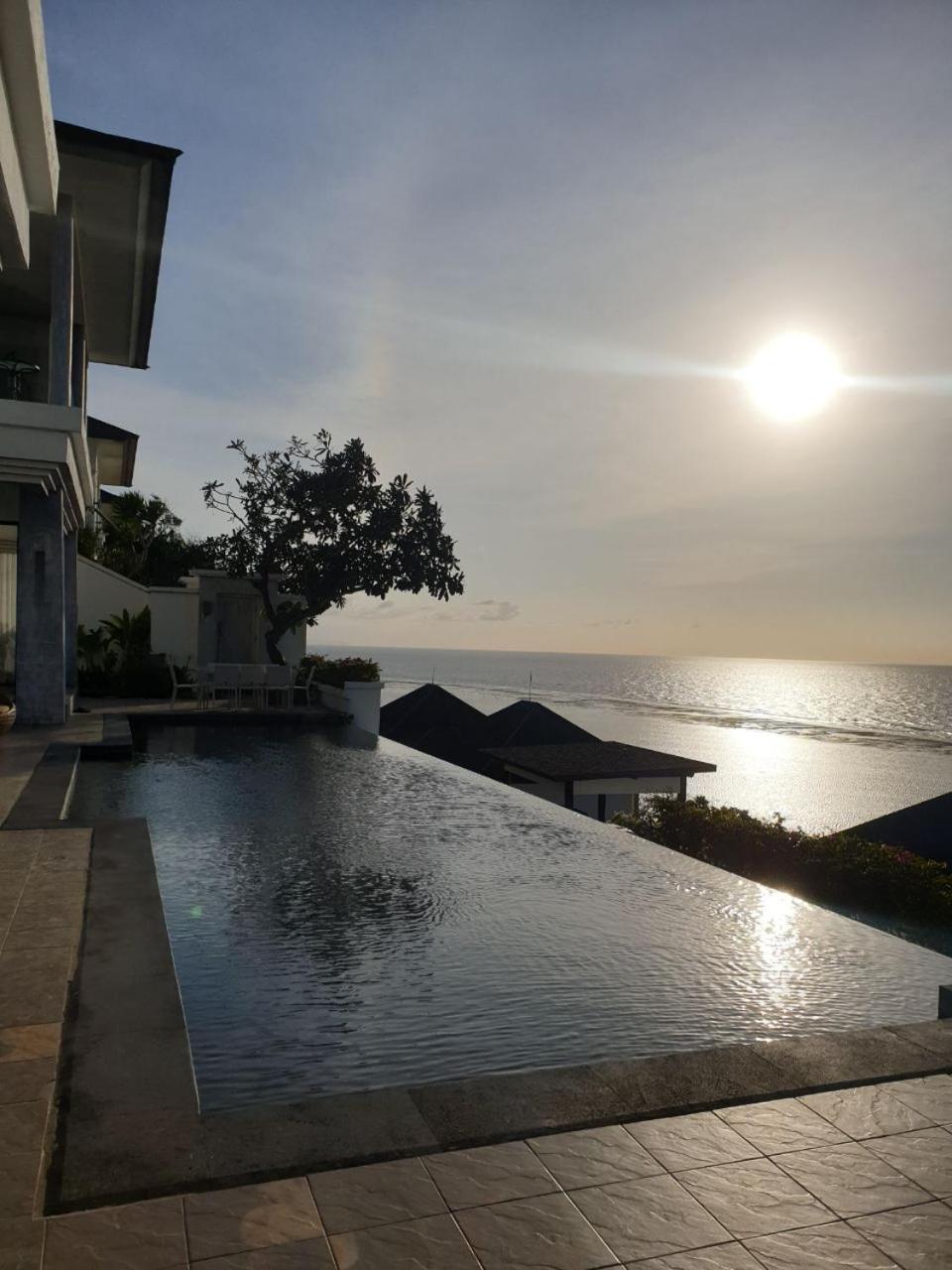 Nusa Dua Ocean View With Private Beach Zewnętrze zdjęcie